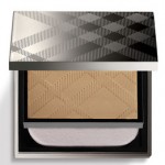 burberry-sheer-luminous-compact-foundation